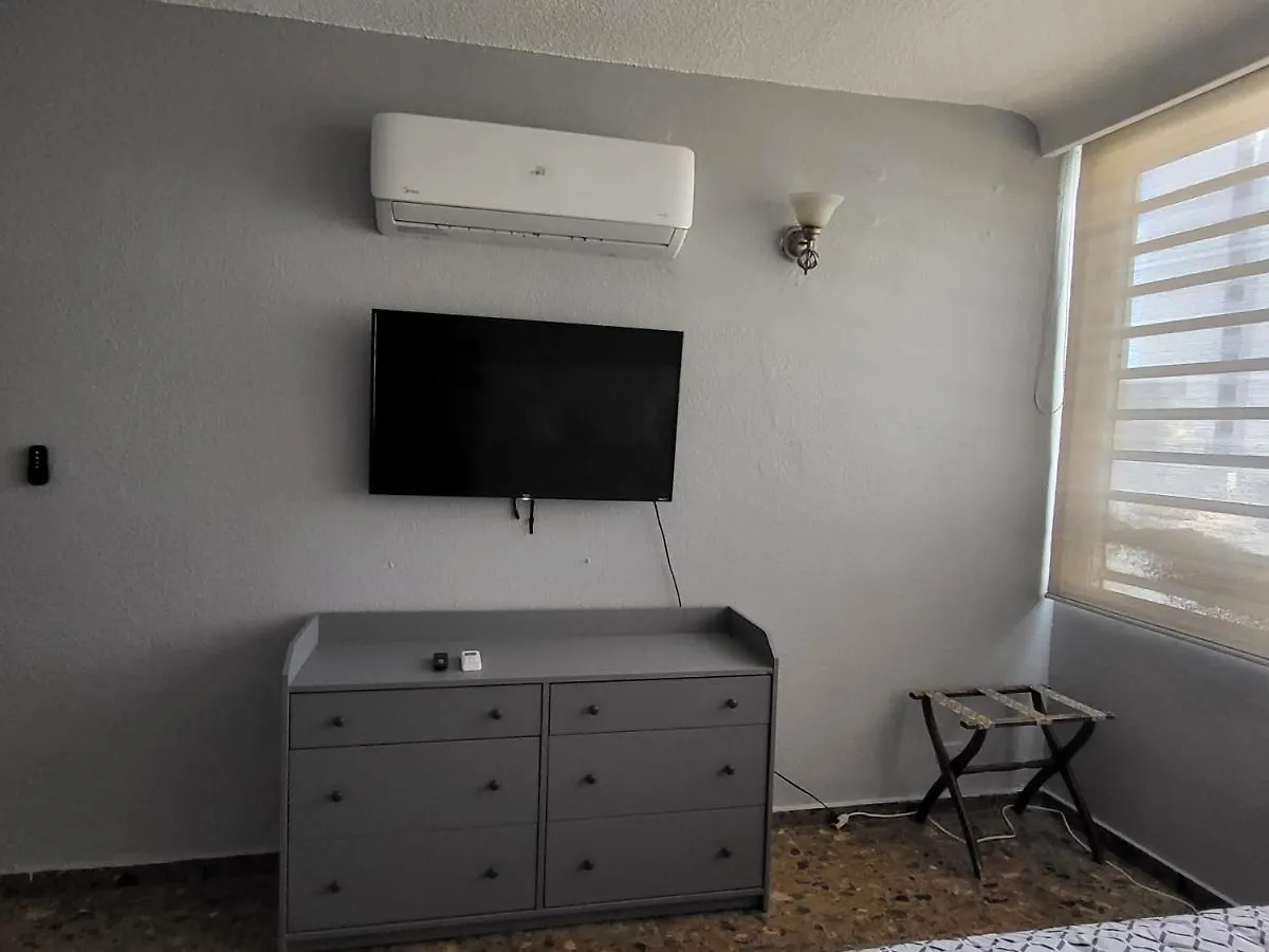 Apartmanhotel Davinci 2-Bedroom Condo On The Beach, No Chores San Juan