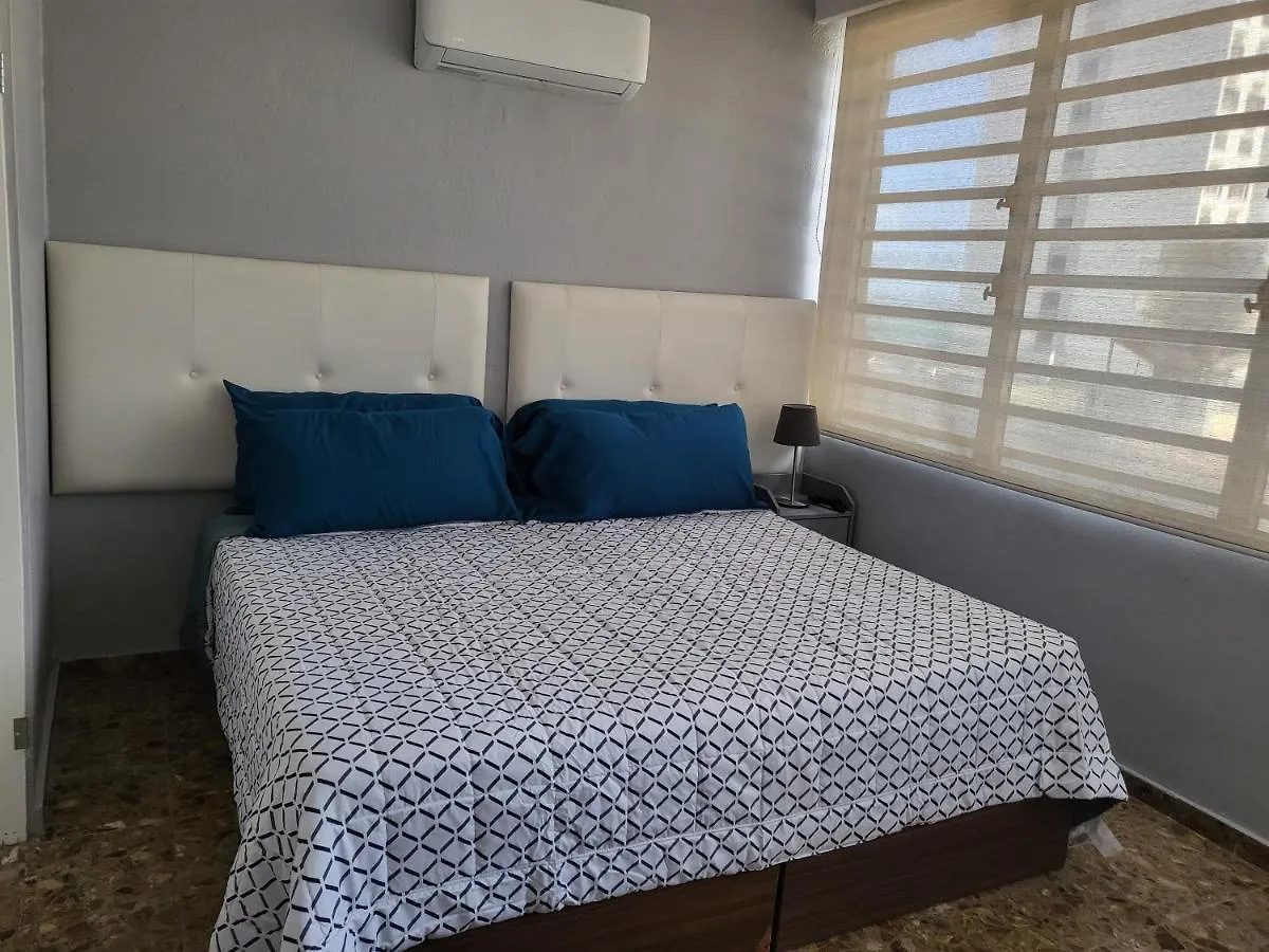 Davinci 2-Bedroom Condo On The Beach, No Chores San Juan 0*,